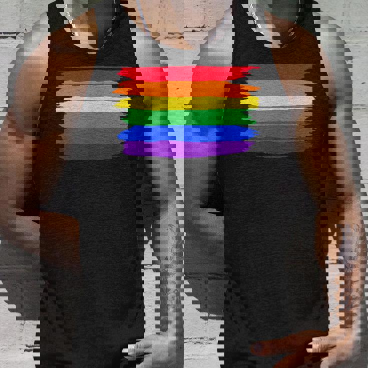 Lgbt ハートにレインボーフラッグ タンクトップ 彼への贈り物