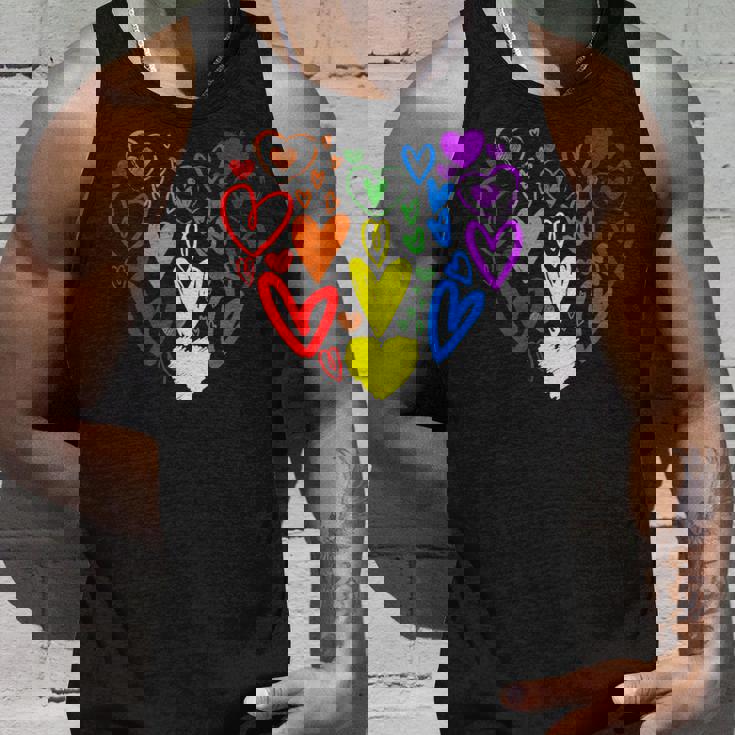 Lgbtq レインボーフラッグハート Lgbtqia バレンタインデー プライドムーン タンクトップ 彼への贈り物