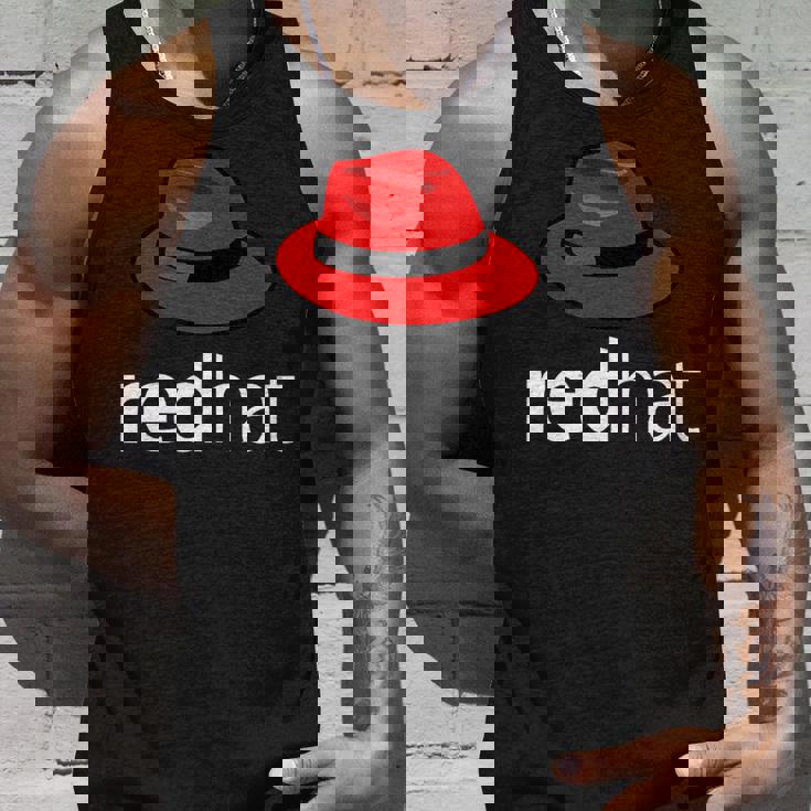 Linuxレッドハット愛好家tシャツペンギンタックスオープンソースos タンクトップ 彼への贈り物