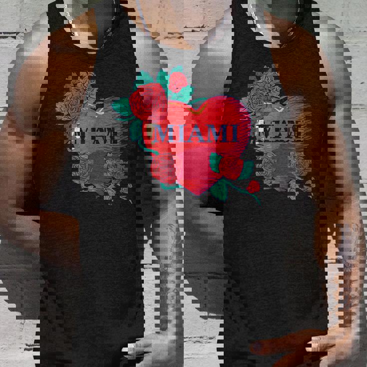 I Love Miami Miami Love Heart & Roses Illustration Graphic タンクトップ 彼への贈り物