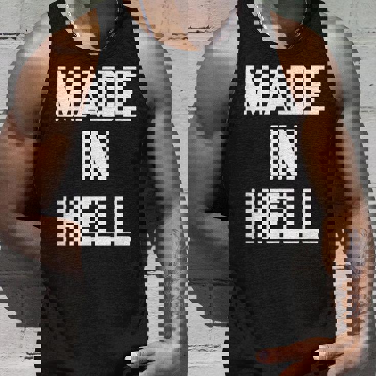 Made In Hell 面白いことわざ皮肉なノベルティ クール タンクトップ 彼への贈り物