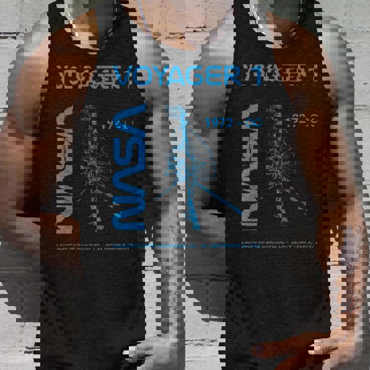 Nasaoyager 1 宇宙船は1977年9月5日に打ち上げられました タンクトップ 彼への贈り物