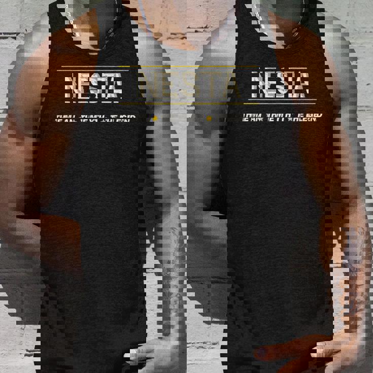 Nesta The Man The Myth The Legend タンクトップ 彼への贈り物