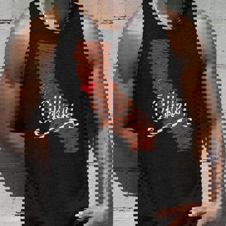 Oakleyオークリー カリフォルニア タンクトップ 彼への贈り物