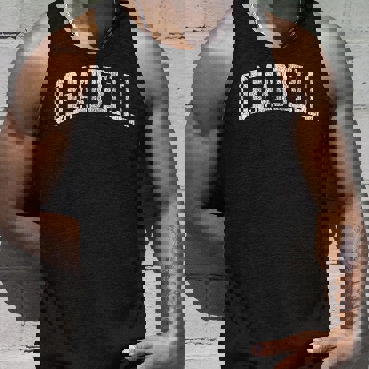 Oradell ニュージャージー ニュージャージー ヴィンテージ アスレチック スポーツデザイン タンクトップ 彼への贈り物