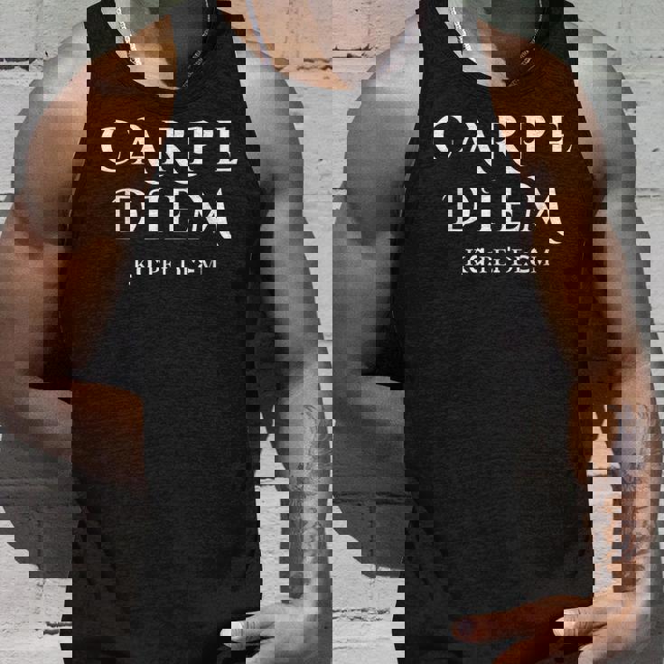 Seize The Day Carpe Diem インスピレーションラテン語 タンクトップ 彼への贈り物