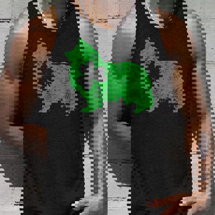 Shetlandheepdog シェルティ セントパトリックデー メンズ シャムロックドッグ タンクトップ 彼への贈り物