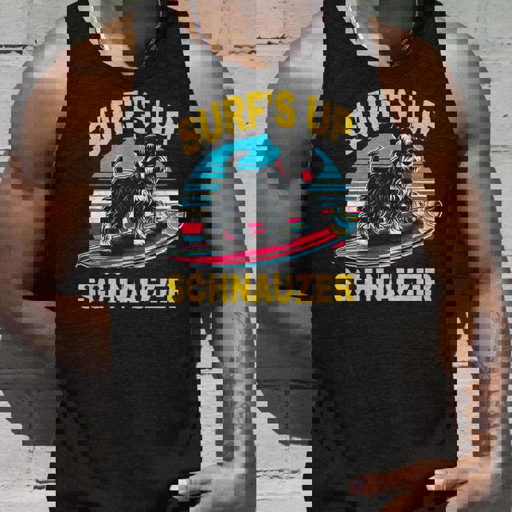 Surf Upchnauzer ファニーグラフィックtシャツ タンクトップ 彼への贈り物