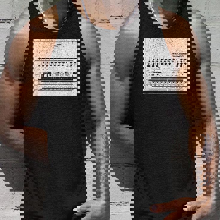 Synthesizer アナログシンセドラムマシン コンピューターヴィンテージオタク タンクトップ 彼への贈り物