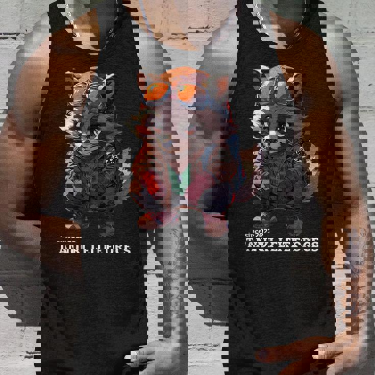 Tanuki Elite Forces No2 タヌキ精鋭部隊 かわいい狸 アニマル 動物 おもしろ 漢字 たぬき タンクトップ 彼への贈り物