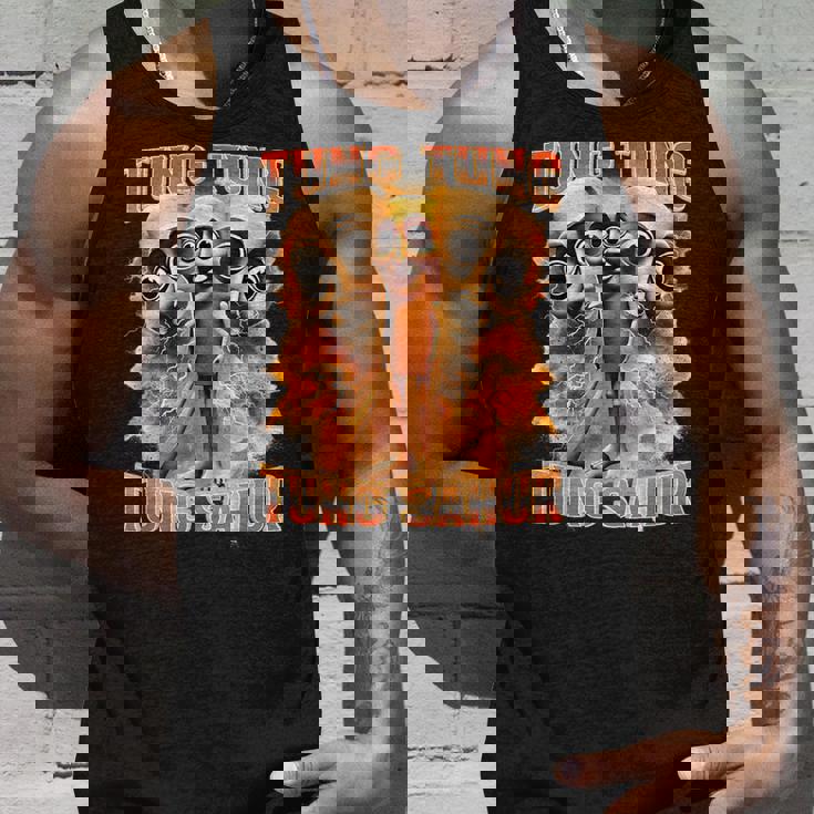 Tung Tung Tungahur イタリアのブレインロット、面白い野球バット タンクトップ 彼への贈り物