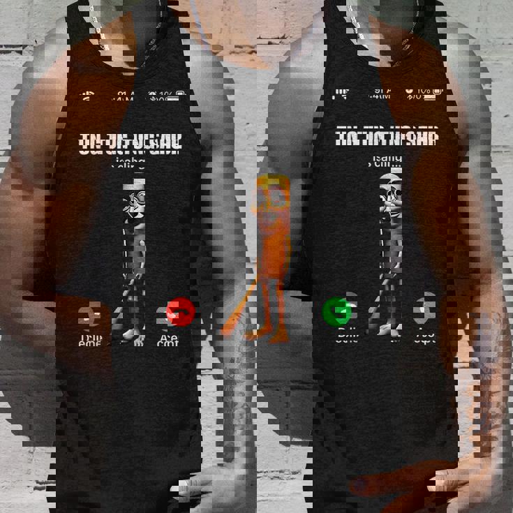 Tung Tung Tungahur-イタリアのブレインロットミーム タンクトップ 彼への贈り物