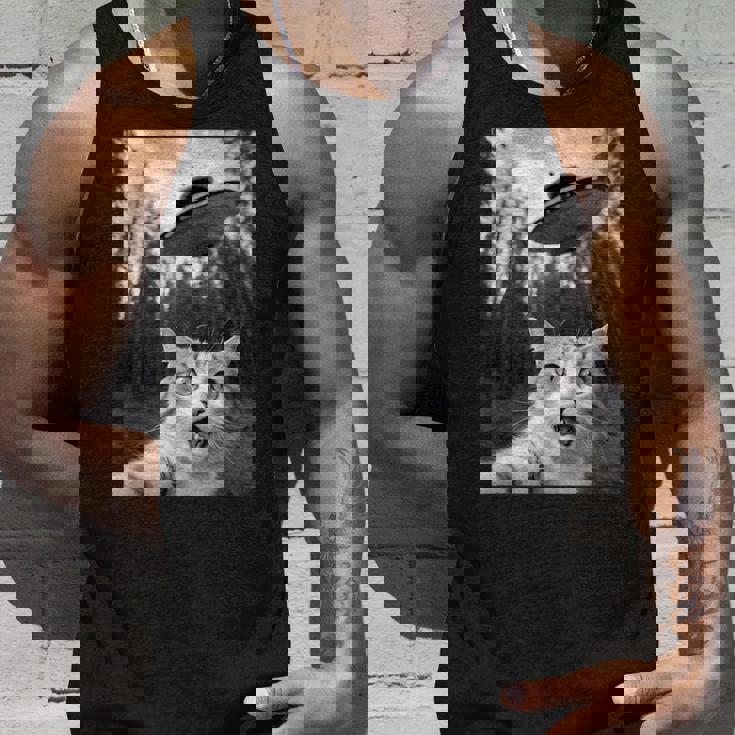 Ufoエイリアンと面白い猫の自撮り。 タンクトップ 彼への贈り物