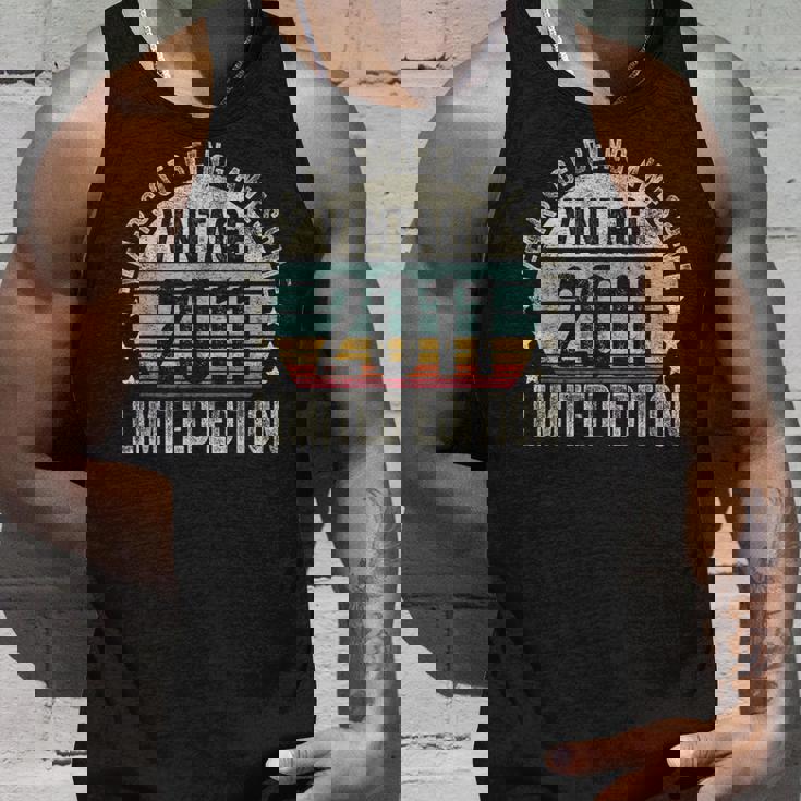 Vintage 2011For Retro 2011 Birthday タンクトップ 彼への贈り物