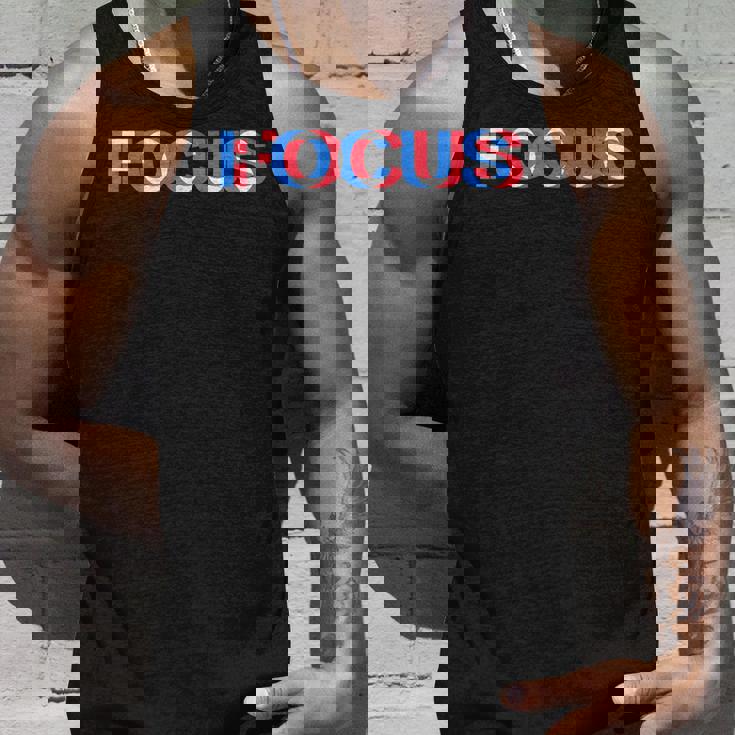 Weird Focus Crazy Optical Illusionシャツ タンクトップ 彼への贈り物
