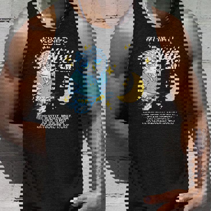 Willkommen Zur Nacht Arbeit Wo Jeder Tag Ein Monday Ist タンクトップ 彼への贈り物