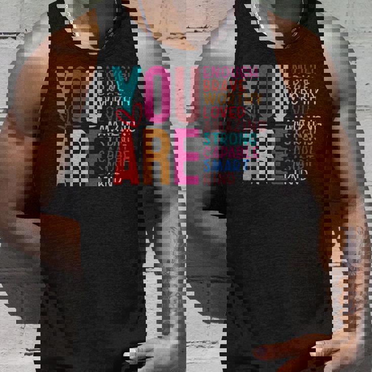 You Are Enough 感動的な引用と断言 タンクトップ 彼への贈り物