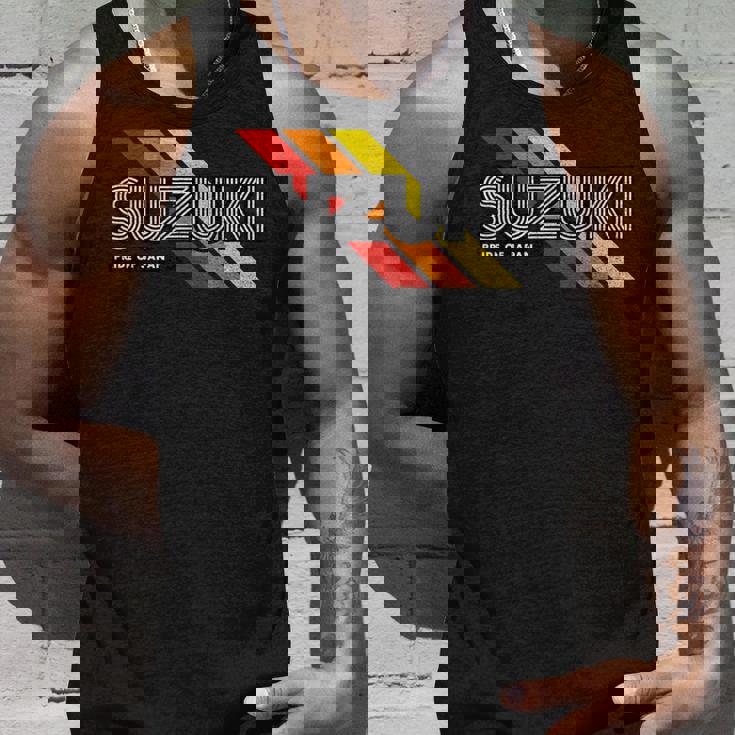 【スズキさんや鈴木さんの為のデザイン】 誇り 自慢 推し活 アイドル スター 応援 おもしろ 面白 ネタ タンクトップ 彼への贈り物