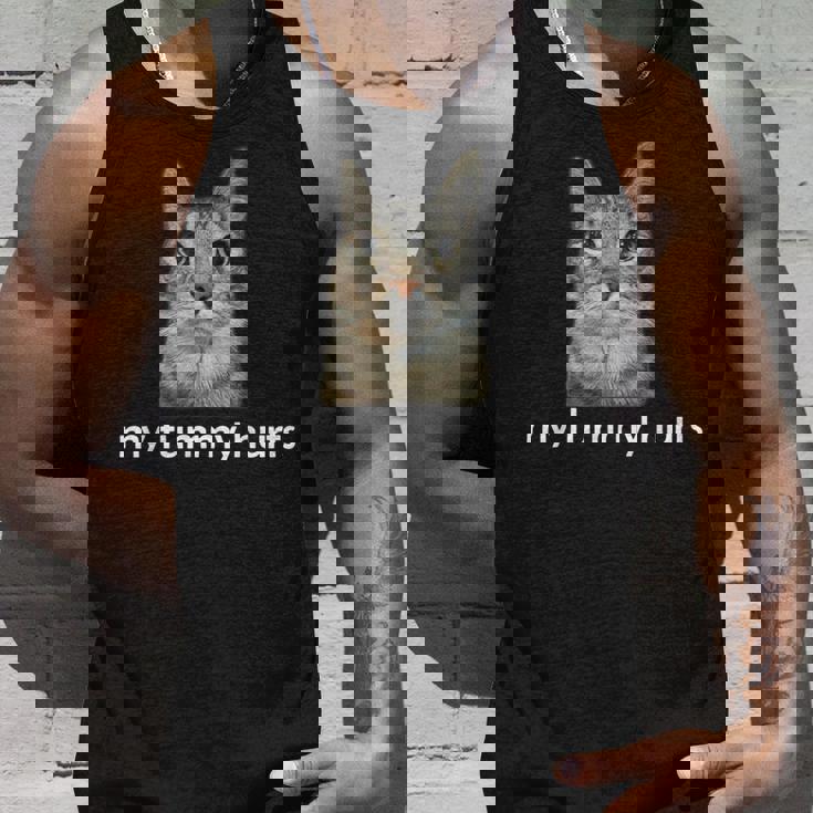 お腹が痛い面白い猫のミーム タンクトップ 彼への贈り物