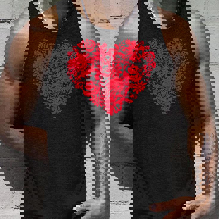 かわいい花赤いハート花のバレンタインデーの愛 タンクトップ 彼への贈り物