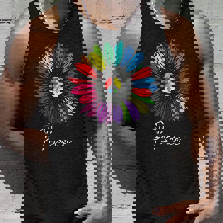 すべての愛する人々に平和 陽気なデザイン タンクトップ 彼への贈り物