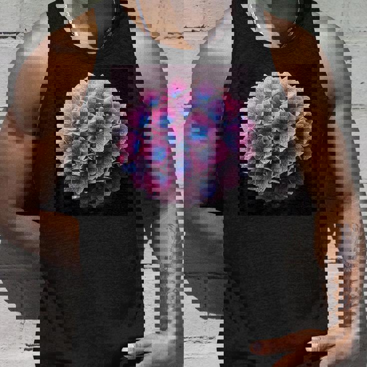 アジサイのようなアジサイの花 タンクトップ 彼への贈り物