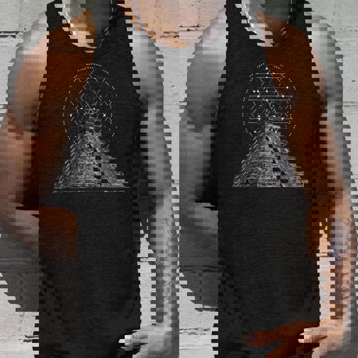 アステカ ピラミッド 古代マヤ文明 歴史神話 タンクトップ 彼への贈り物