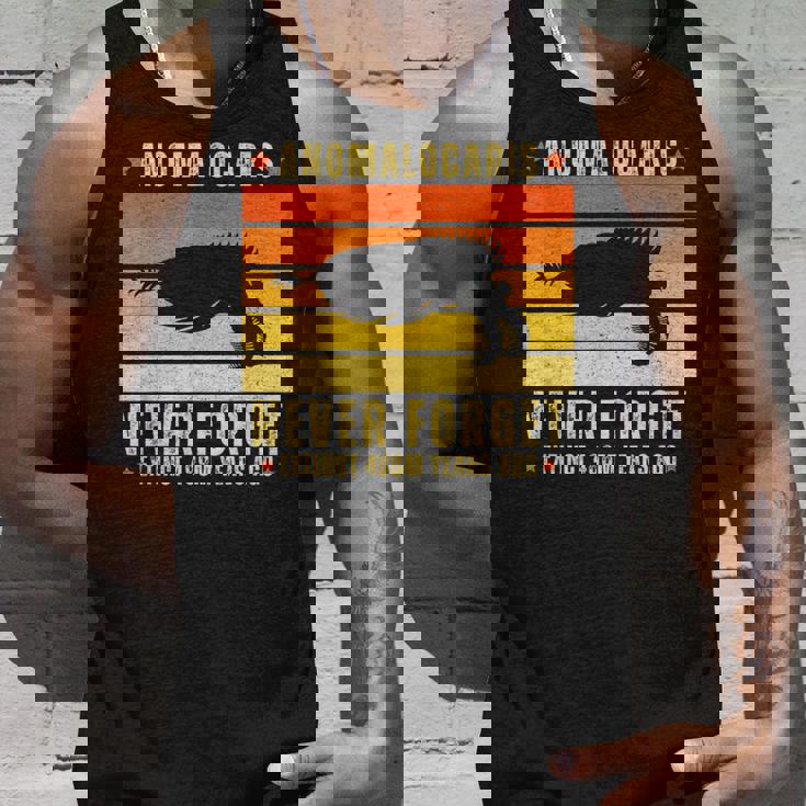 アノマロカリスは絶滅した節足動物を決して忘れない タンクトップ 彼への贈り物