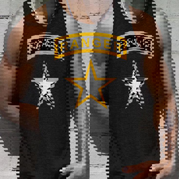 アメリカ合衆国陸軍レンジャータブとスターミリタリー。 タンクトップ 彼への贈り物