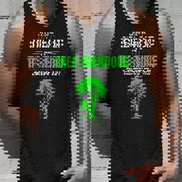 アーボリスト ダッドツリー愛好家 樹芸樹外科医クライマー タンクトップ 彼への贈り物