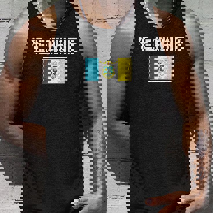 イエローナイフ 紋章 旗 国家への誇り ギフト お土産 タンクトップ 彼への贈り物