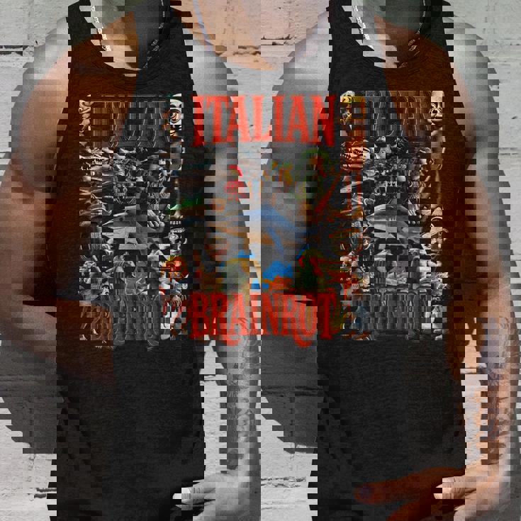 イタリアンブレイン レッド ウイルス ミーム マニア グラフィック タンクトップ 彼への贈り物