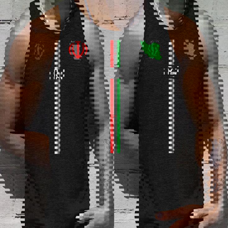 イラン国旗、イランのシルエットマップ、イランの国章 タンクトップ 彼への贈り物