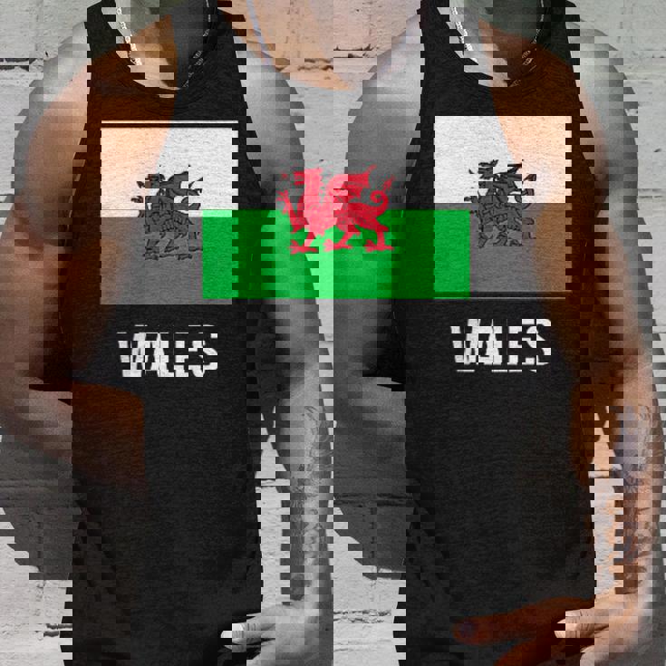 ウェールズのウェールズの旗 タンクトップ 彼への贈り物