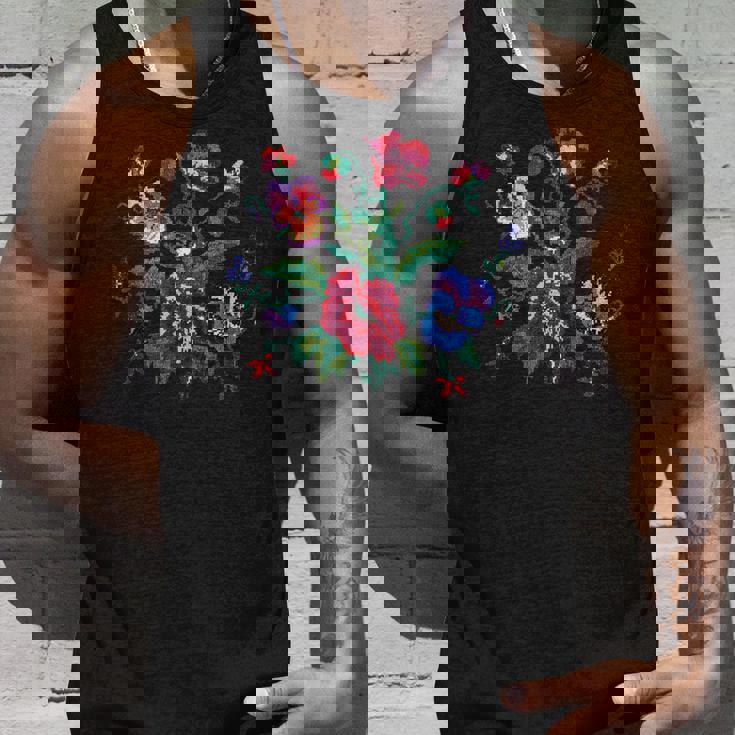 ウクライナの国民服ウクライナの刺繍の花 タンクトップ 彼への贈り物