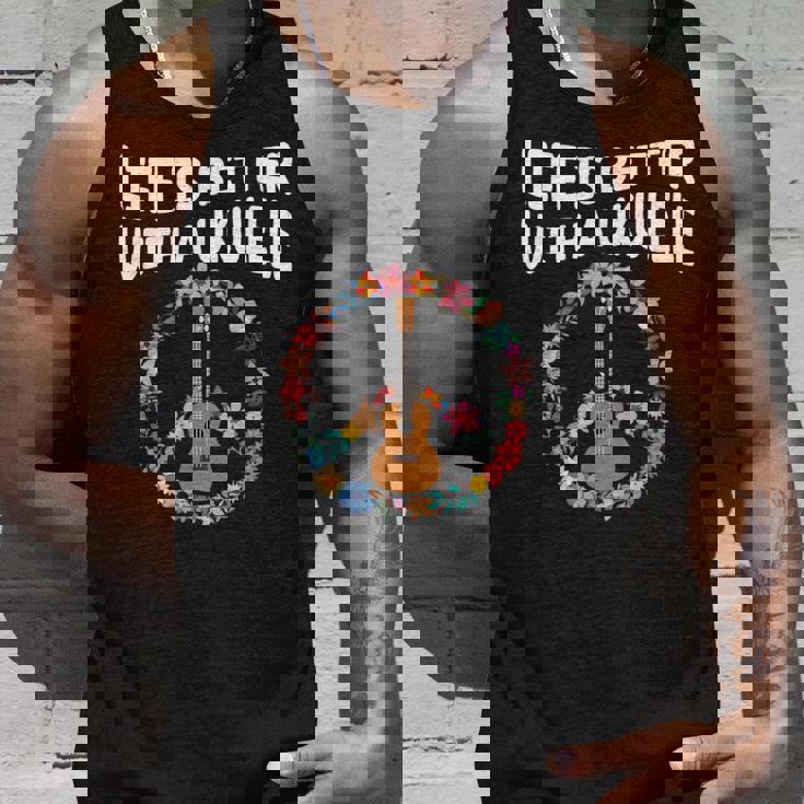 ウクレレで人生はもっと良い-ウクレレ愛好家 タンクトップ 彼への贈り物