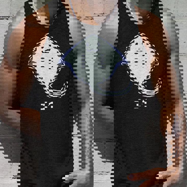 エイ エイの裏側 顔 笑顔 魚類 シンプル 簡単 かわいい おもしろ イラスト エイ好き タンクトップ 彼への贈り物