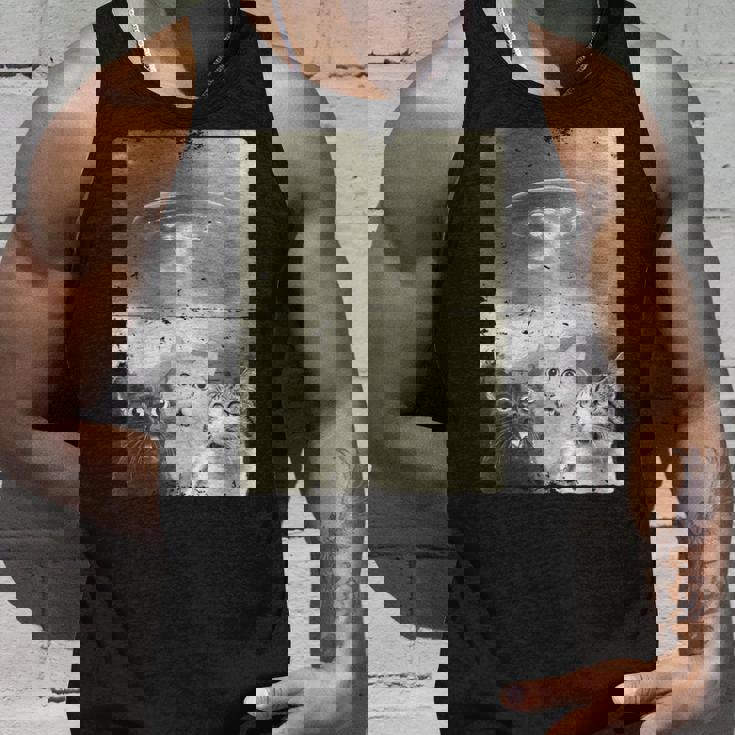 エイリアン Ufo ファニー キャッツ エイリアンの侵略猫 タンクトップ 彼への贈り物