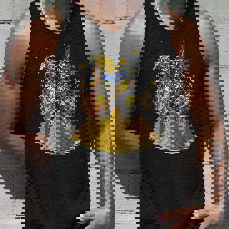 エジプトの神々アヌビスとホルスの目エジプトのピラミッドアンクのシンボル古代エジプト神話 タンクトップ 彼への贈り物