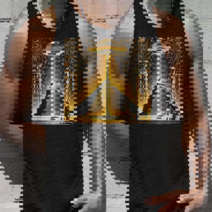 エジプトピラミッドufo猫と光エネルギー Egypt Ufo Pyramid Beam タンクトップ 彼への贈り物