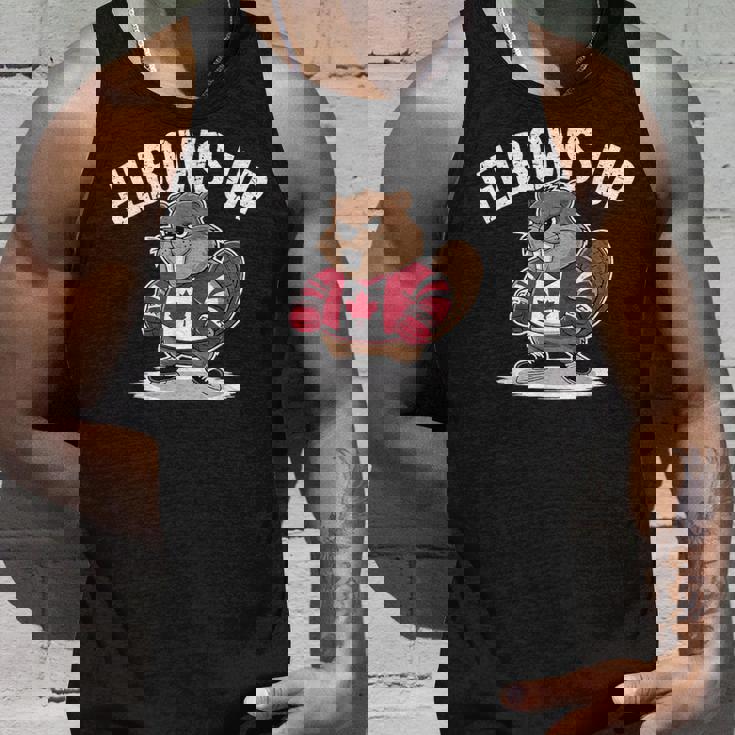 エルボーズ アップ ホッケー ビーバー カナダ人 誇り高き北 強くて自由 タンクトップ 彼への贈り物