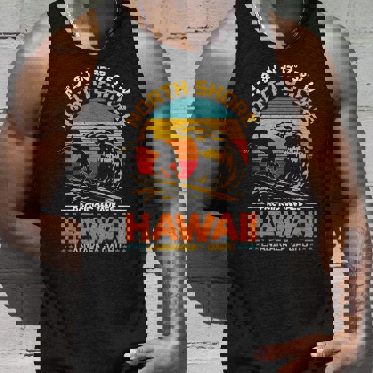 オアフ島のラニアケアビーチノースショアサーフィンハワイオアフ島 タンクトップ 彼への贈り物