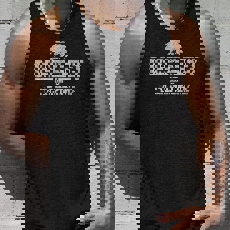 オークリーカリフォルニア タンクトップ 彼への贈り物