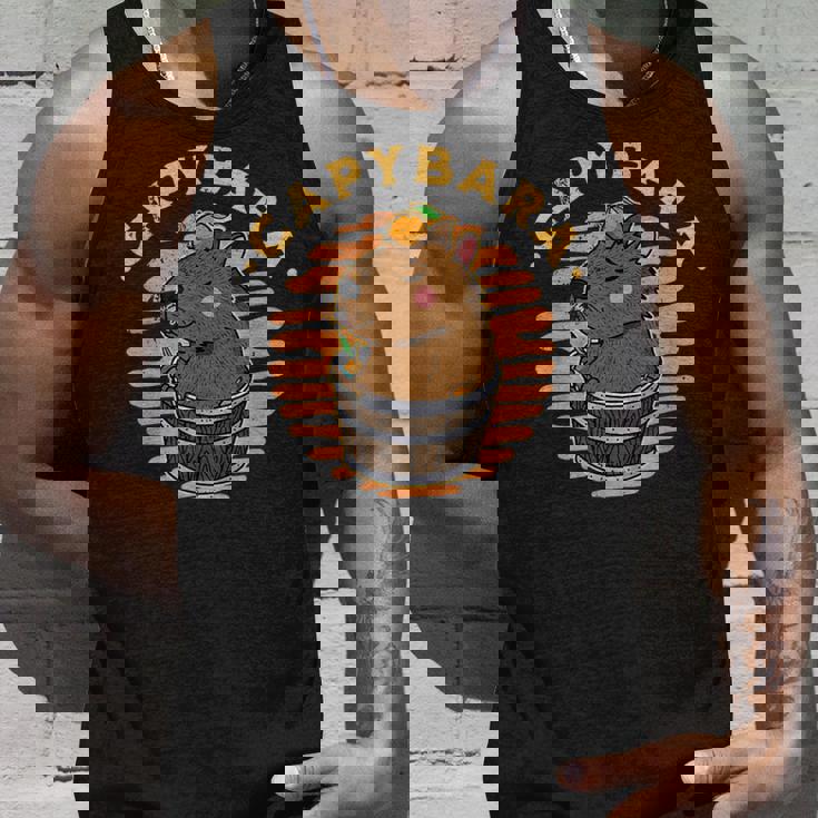 カピバラ 飼育員 動物 げっ歯類 自然 リラックス スパ タンクトップ 彼への贈り物