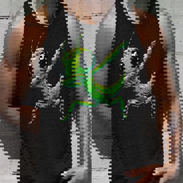 カマキリ、おかしなカマキリ タンクトップ 彼への贈り物