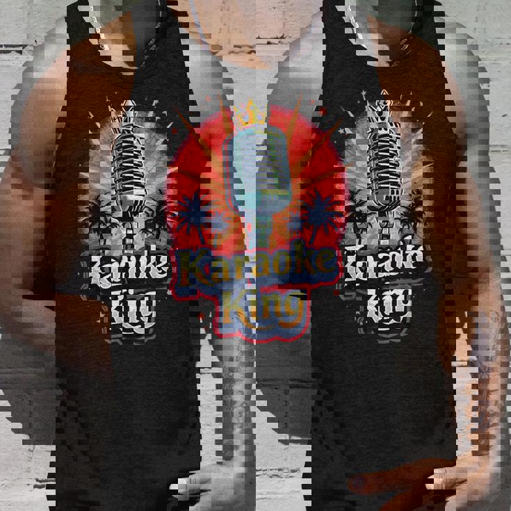 カラオケ愛好家のための面白いカラオケキング タンクトップ 彼への贈り物