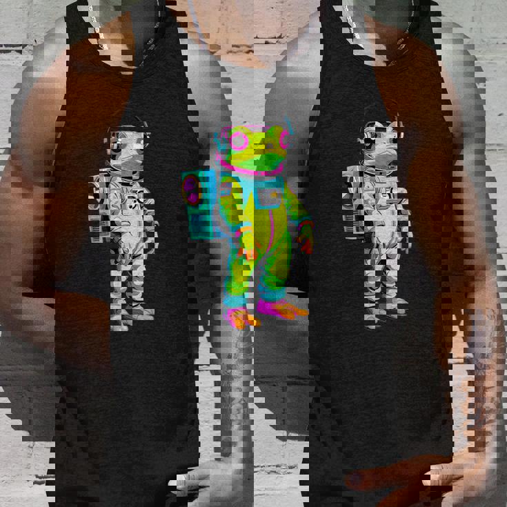 カラフルなカエルの宇宙飛行士キャラクター タンクトップ 彼への贈り物