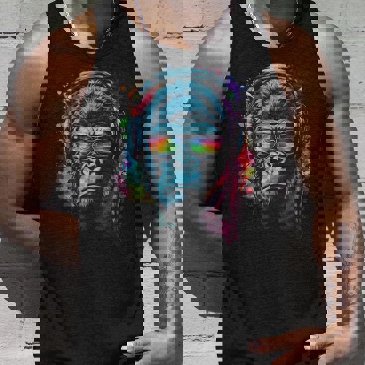 カラフルなゴリラとヘッドフォン レインボー バイブス エイプ モチーフ タンクトップ 彼への贈り物