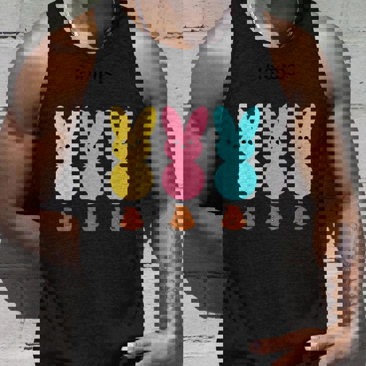 カラフルなマシュマロバニーのうんち タンクトップ 彼への贈り物