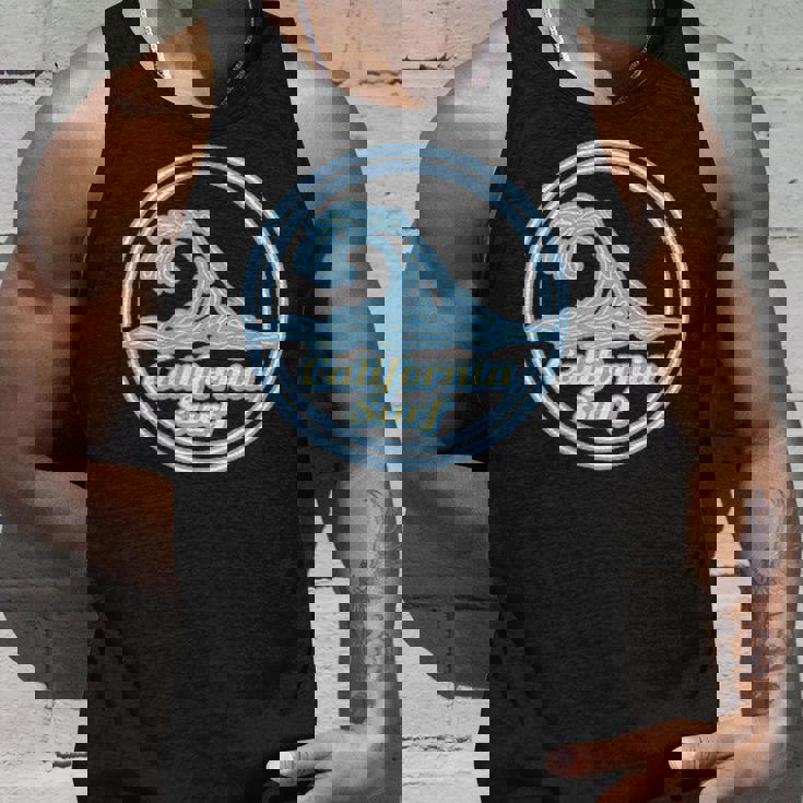 カリフォルニア州バハ、ビッグウェーブサーフクラブ、サーフィングラフィック。 タンクトップ 彼への贈り物